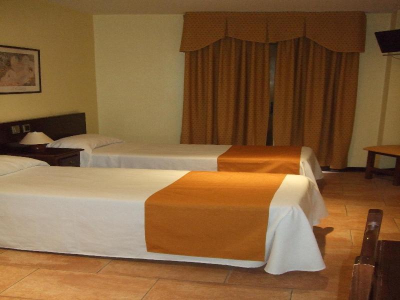 Complutense Hotel Alcalá de Henares
